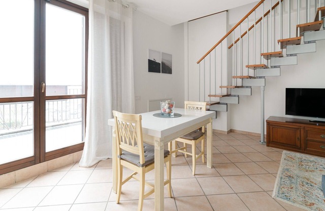 Spacious Apartment 600mt from Metro M3 Comasina