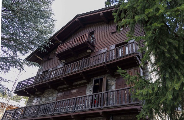Geräumige Wohnung nur wenige Schritte von den schönen Skipisten von Courmayeur