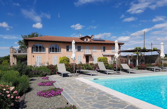 Spacious apartment in beautifully renovated property with shared pool and garden