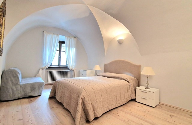 Geräumige Wohnung in einer sehr zentralen Gegend