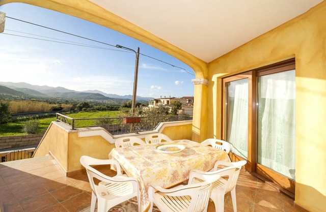 Spacious apartment with three bedrooms and two bathrooms