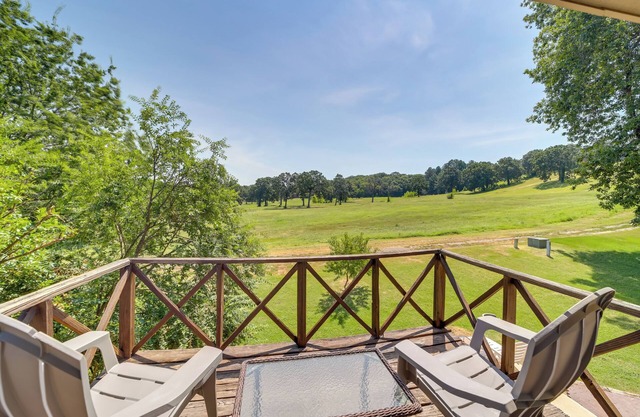 Spacious Arkansas Abode w/ Balcony & Fire Pit!