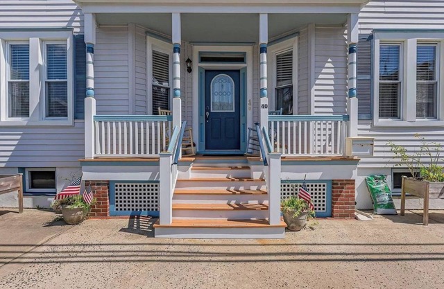 Spacious Beach Apartment-2 Blocks to Beach & Near Downtown Asbury Park