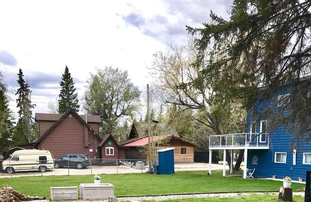 Spacious , Bright , 2 storey home with loft, Double lot