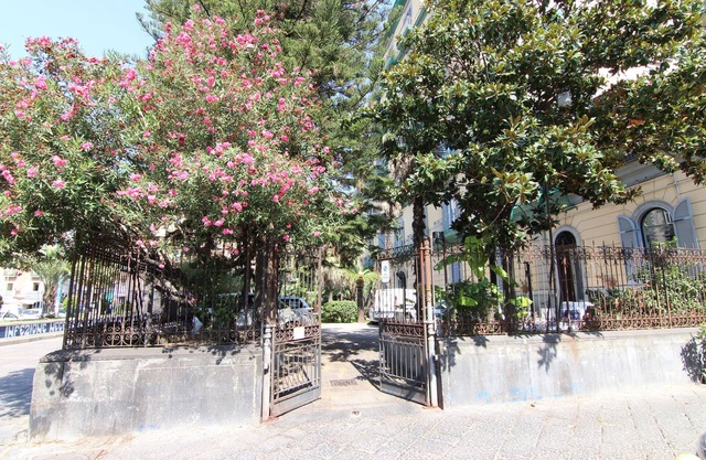 Spacious, bright apartment 2 steps from the LUNGOMARE - SEASIDE