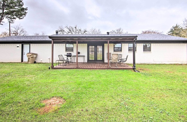 Spacious Bullard Home On 1 Acre!