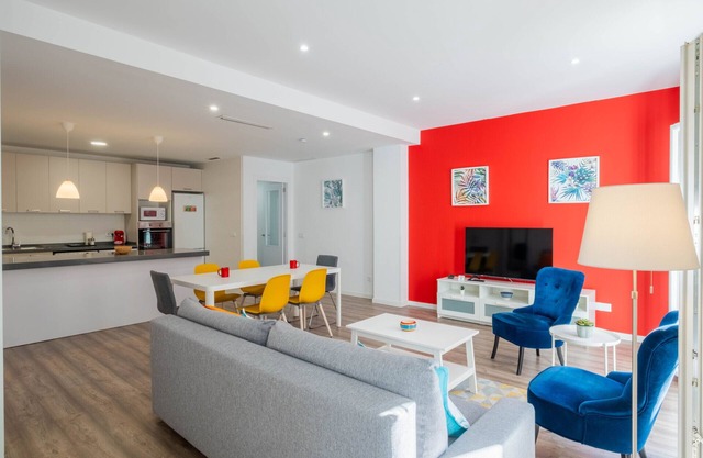 § Spacious & Clean Apartment in Quiet Area §