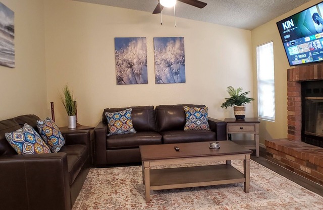 💖Spacious,Clean&Comfy|King Bed|Carport|AC|PetsOk