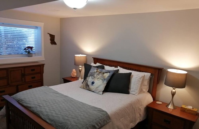Spacious, clean, relaxing getaway for work or pleasure!