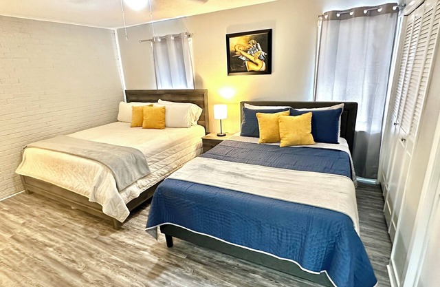 Spacious Condo w/ Patio! Near Mall & Reservoir w/ Garage & Outdoor Games
