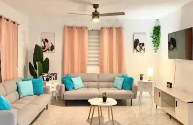 Spacious Corner Home En La Isla Del Encanto. Pet- friendly!