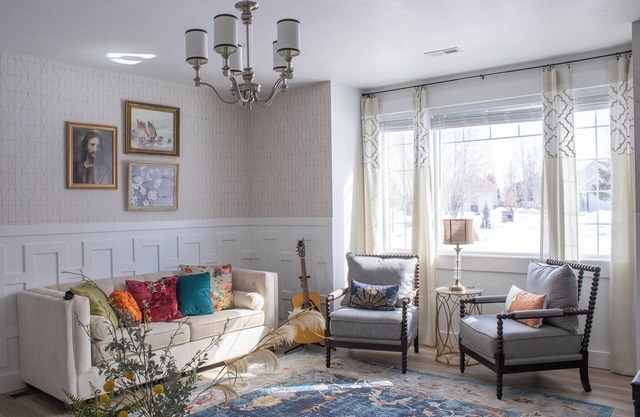 Spacious Country Manor