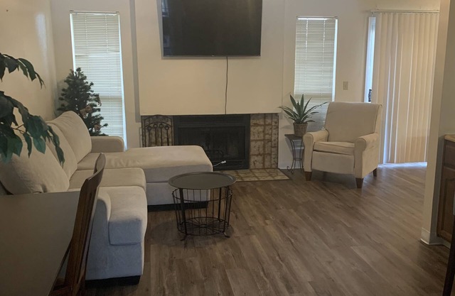 Spacious, cozy, quiet, safe, & lovely place to stay! Great location!