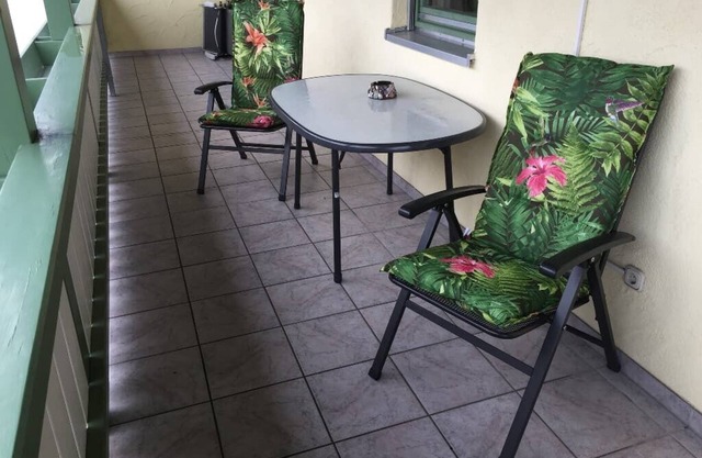 Geräumige Ferienwohnung (110 qm) für bis zu 4 Personen mit zwei Balkons