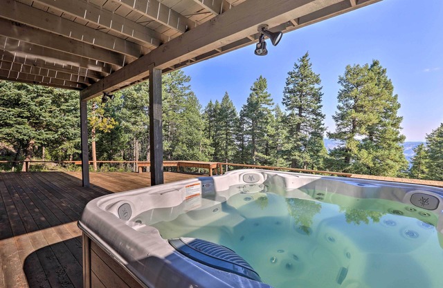 Spacious Evergreen Home w/ Picturesque Views