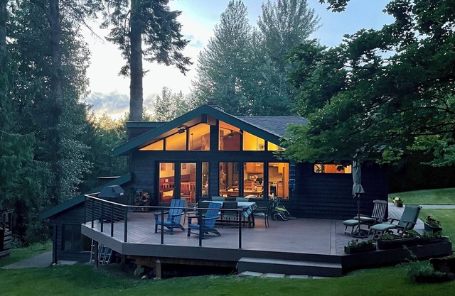 Geräumige Berghütte mit Doppelbergblick, Cedar Grove, Weide, Creek!
