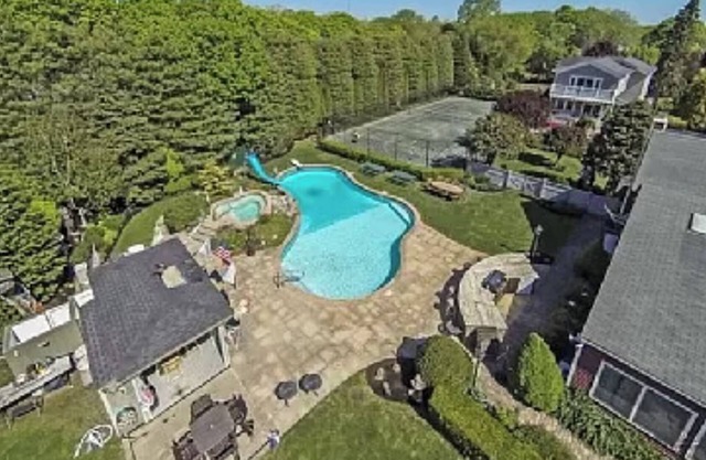 Spacious Family Compound in beautiful Westhampton with private Tennis Court