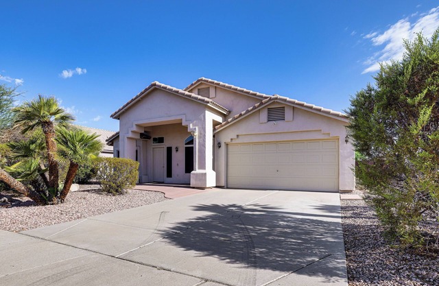 Spacious Family Home w/ Yard Near Arizona Mills!