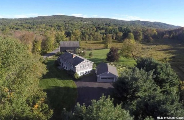 Spacious Family Retreat, Mountain Views on 8 Acres