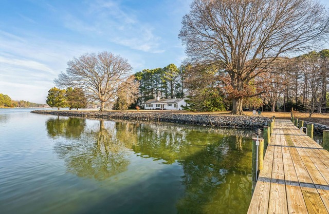 Spacious Family Getaway – Summer Ready!