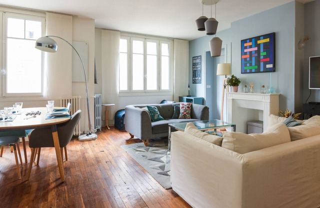 Spacious flat in the 16th district - Paris - Welkeys