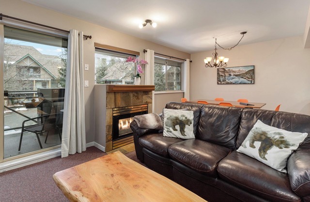 Spacious Floor Plan & Family Townhome | Village Location | Common Hot Tub