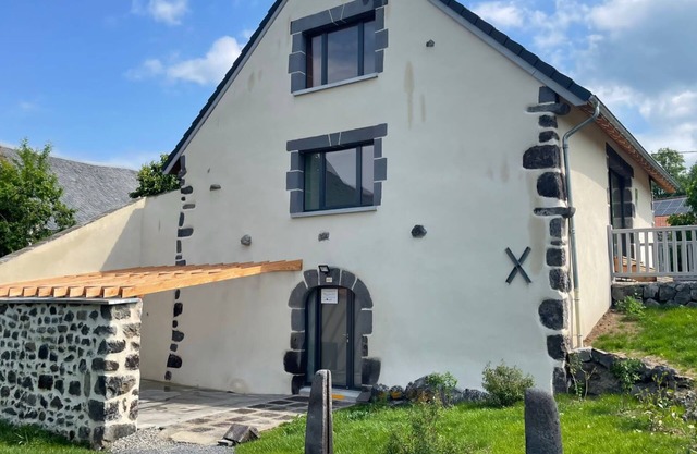 Ferienhaus-Komfort-Ensuite Bad-Gîte des Pierres de Barme