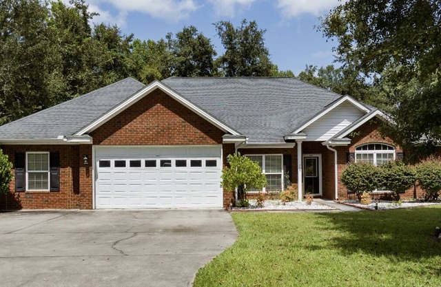Spacious Getaway | King Beds | Pool Table|