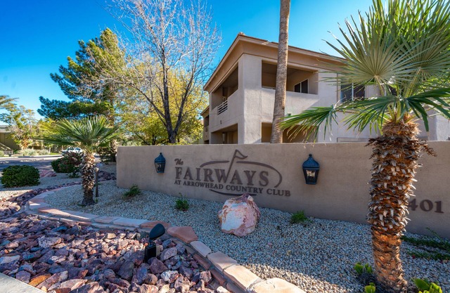 Spacious Glendale Condo/Great location/Pool&Spa