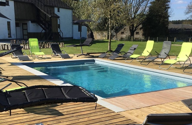 Geräumiges Ferienhaus La Roche-en-Ardenne mit Pool
