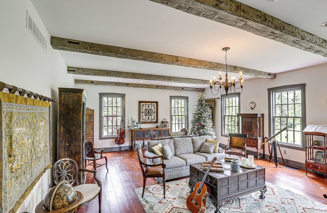 Spacious & Historic Cabin in New Haven w/ Pond!
