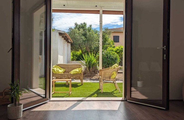 Geräumiges Ferienhaus, 10 Minuten von den Stränden im Westen Sardiniens entfernt