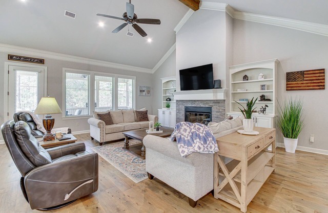 Spacious Hot Springs Village Home < 1 Mi to Lake!