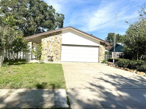Spacious Home close to Saint Pete pier and beaches