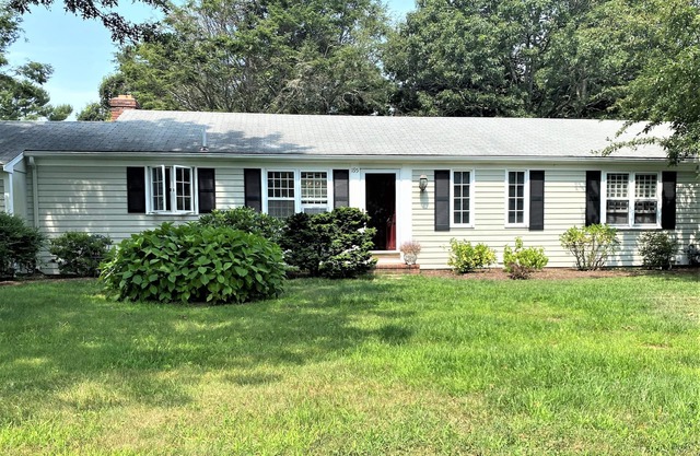Spacious home in quiet neighborhood
