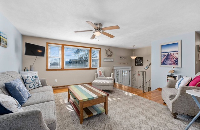 Spacious home just a short distance to Town Neck Beach and the Sandwich Boardwalk