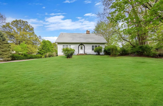 Spacious Home Located Close to Stony Brook!