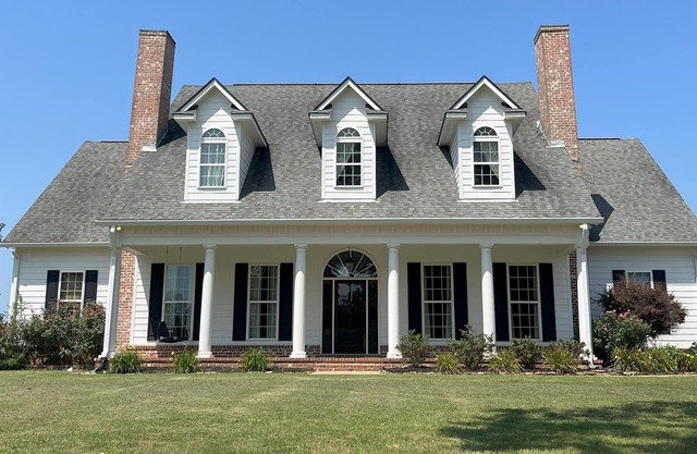 Spacious home situated on large family farm - equal distance to Memphis & Oxford