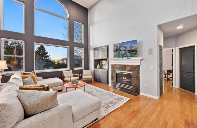 Spacious Home W/ Fun Amenities | Lake & Mtn Views