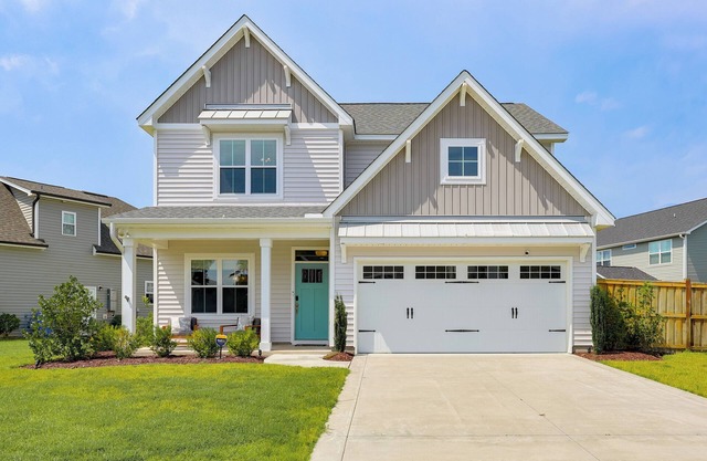 Spacious Home w/Screened Patio in Wilmington!