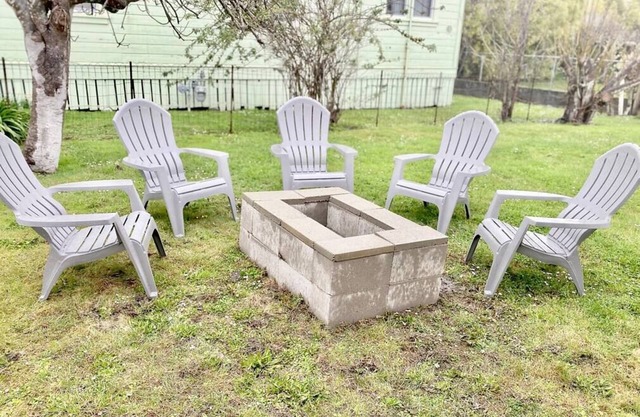 Spacious Home & Yard in Arcata's Creamery District