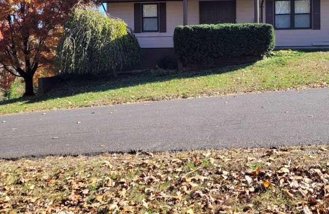 Spacious House Centrally Located to many attractions
