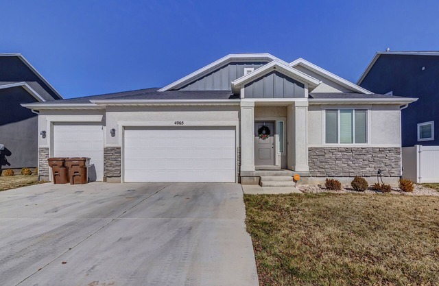 Spacious house near two Golf Courses!