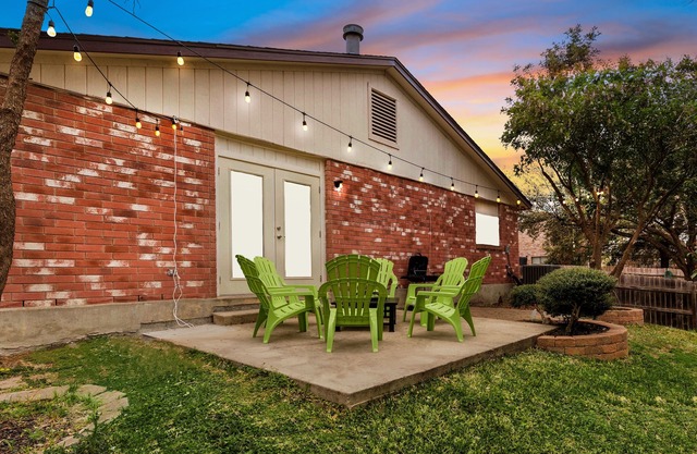 Spacious house w/ Gameroom/BBQ/Firepit Next SeaWorld & Lackland AFB