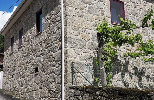 Spacious house with private pool in the heart of nature. To recharge your batteries.