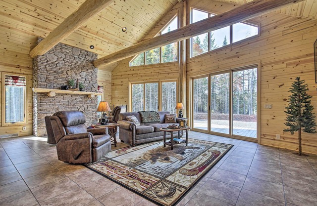 Spacious Hurley Home w/ Game Room Near Lakes