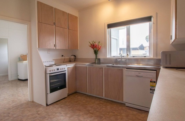 SPACIOUS IN STRANDON - GROSSER WERT FÜR EINE FAMILIE