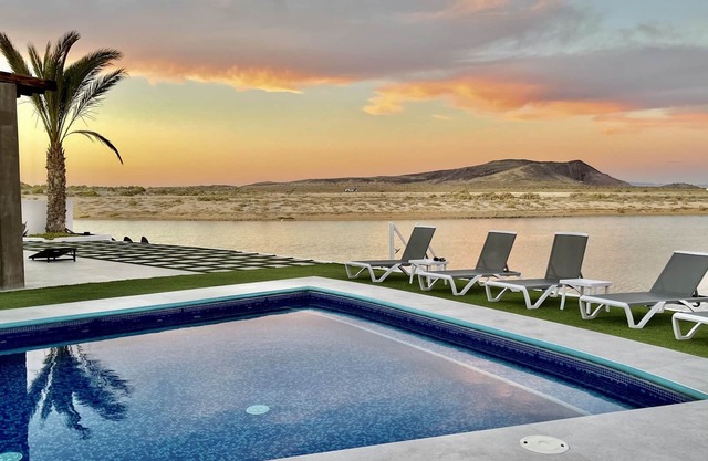 Spacious Islas Del Mar House with Pool