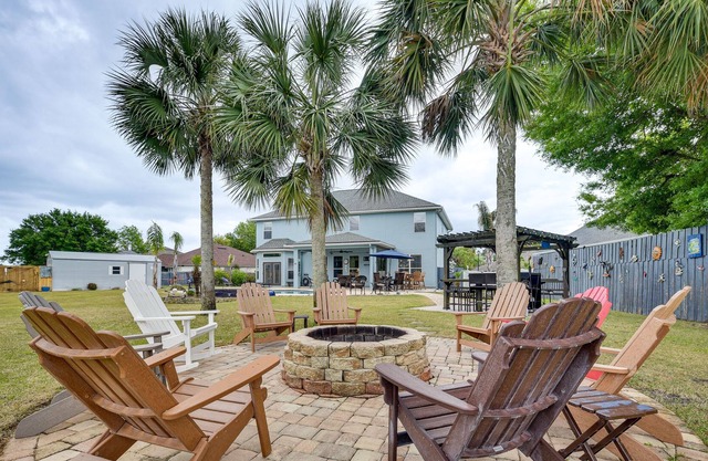 Spacious Jacksonville Vacation Home - Private Pool