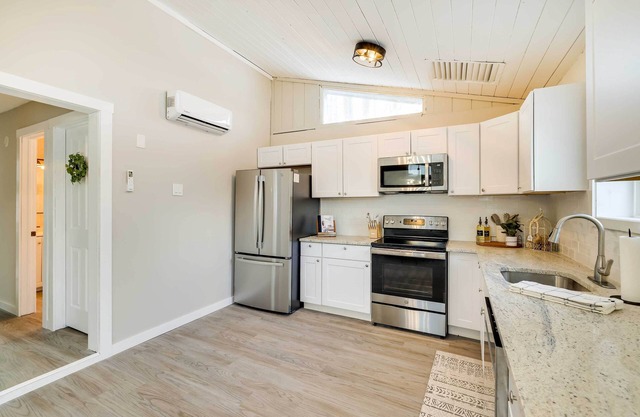 Spacious Lake Ariel Home w/ Community Amenities!